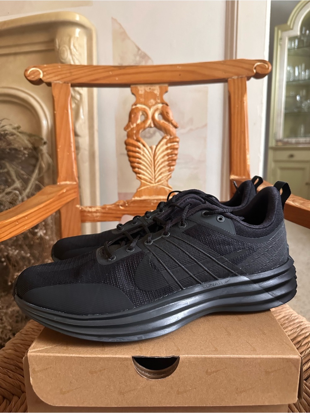 BRAND NEW_Nike Black Lunar Roam Men’s Athletic Running Sneakers